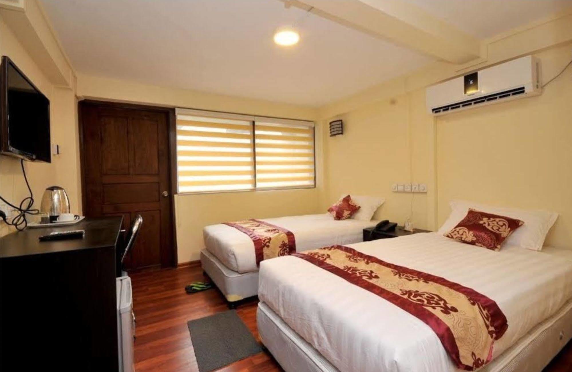 York Residence Rangun Kültér fotó